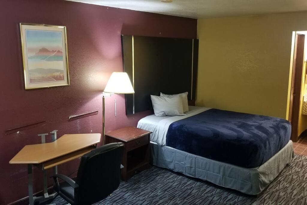 סטילווטר Hotel 5 Beds & 3 Baths Sleeps 11 Hotel Room Suite 102 Booking מראה חיצוני תמונה